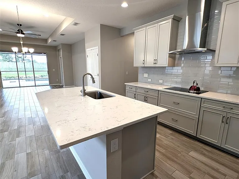 8545 Cache Dr — Photo 8