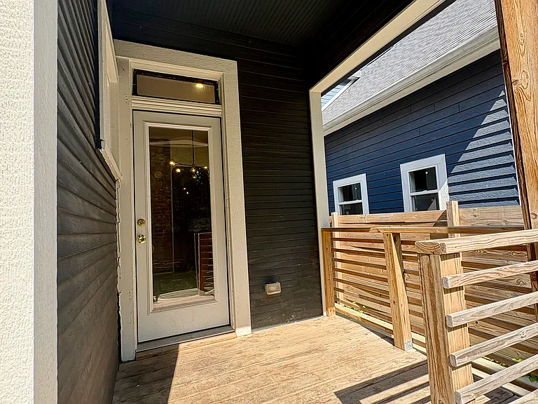 1027 Dawson St #1027 — Photo 5