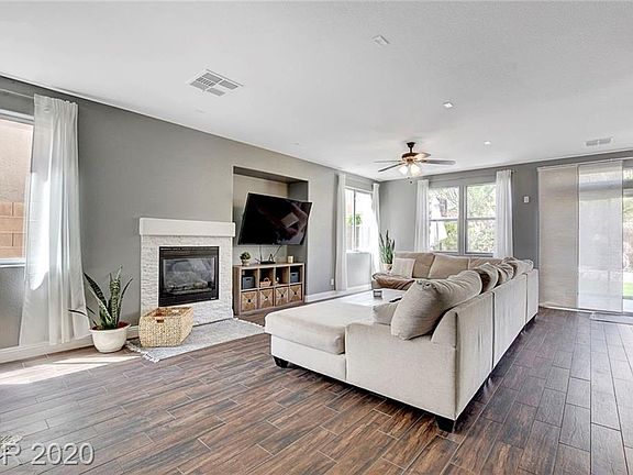 3rd image of 8837 Palm Creek Ct