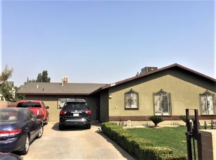 998 Alila St, Earlimart, CA 93219