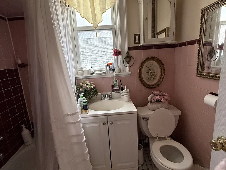 254 Terrace Ave — Photo 7