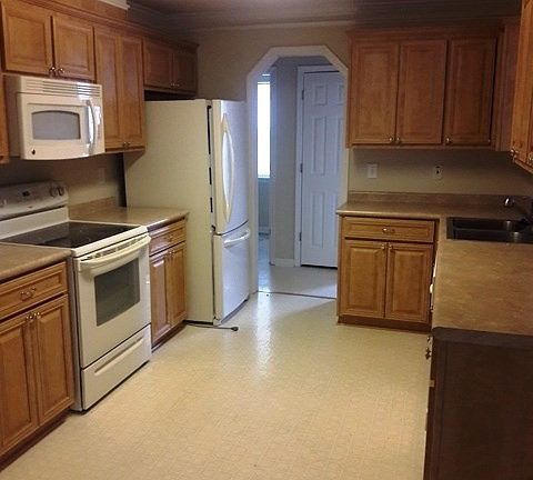 4th image of 1014 Durban Dr