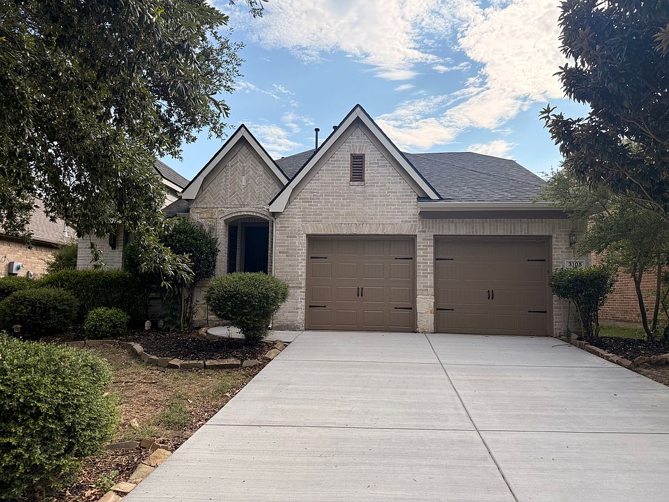1st image of 3105 Whispering Pine Blvd