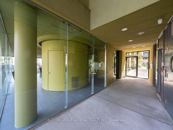 5th image of 25 Ritchie Ave Unit 506B
