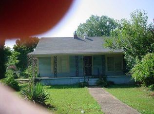 102 S Main St, Florence, AL 35630