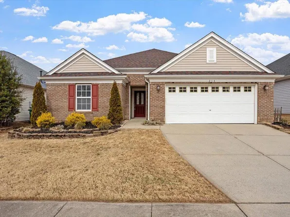 214 Larktree Ln, Fuquay Varina, NC 27526