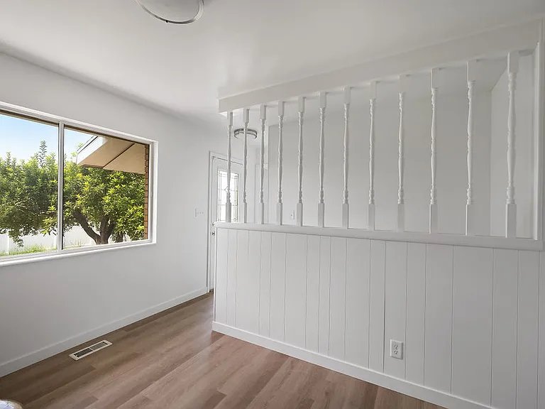 11044 S Temple Dr — Photo 15