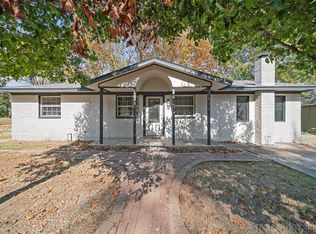13545 E Crestview Rd, Claremore, OK 74019