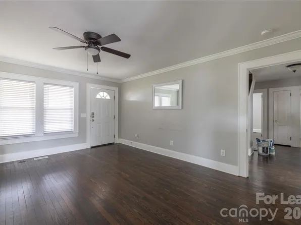123 E 2nd St, Oakboro, NC 28129
