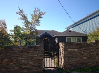 355 Ward St, Seattle, WA 98109