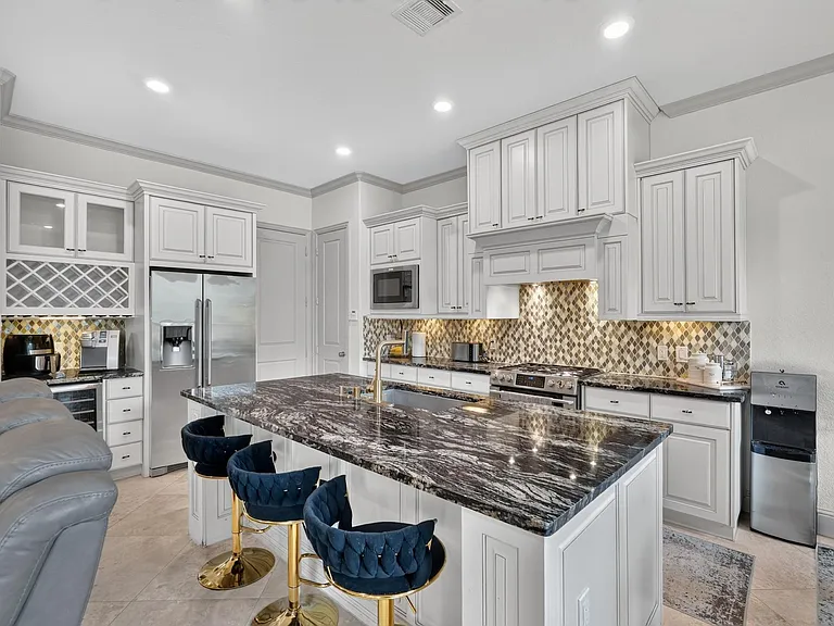 226 Skybranch Ct — Photo 14