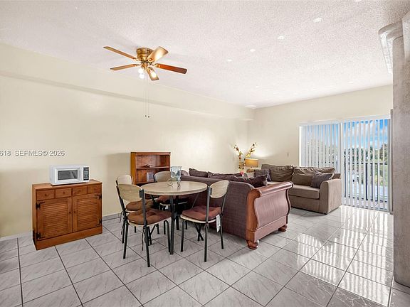 4th image of 5731 NW 37th St APT 405