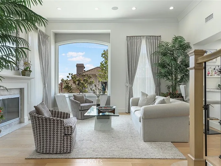 11805 Henley Ln — Photo 1