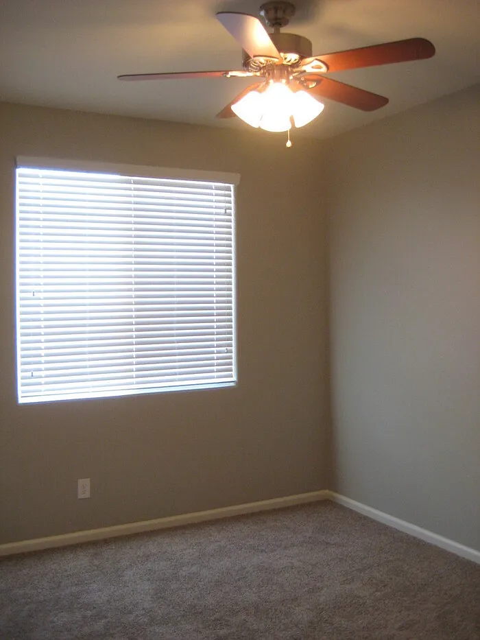 4 bed, 3.0 bath, 1822 sqft, $2,595 — Photo 2