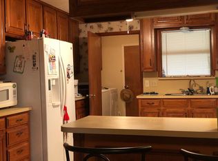 311 E Obuch St, Valley View, TX 76272