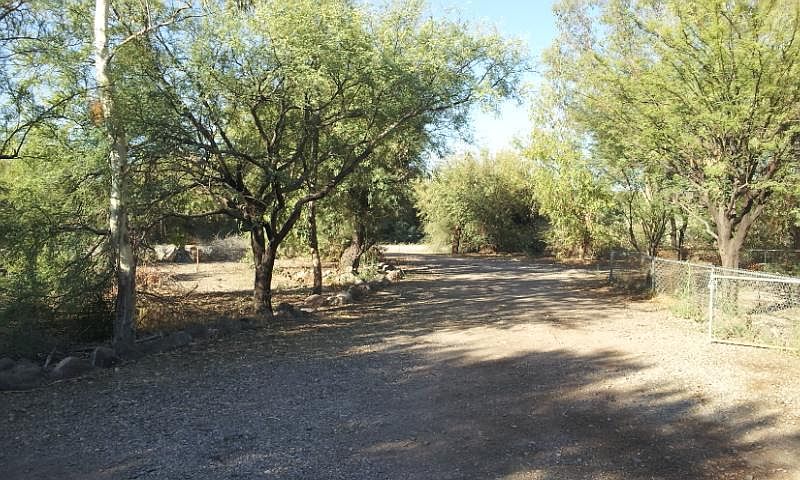 2nd image of 3099 E Cheyenne Dr
