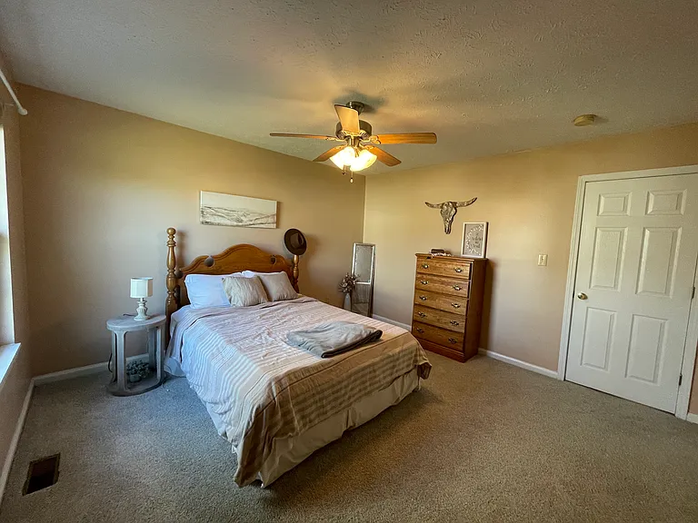 1100 Horsemans Ln #38 — Photo 9