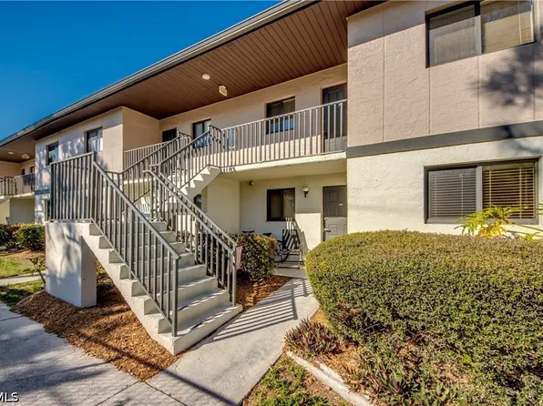 1211 Barrett Rd APT 1108, North Fort Myers, FL 33903