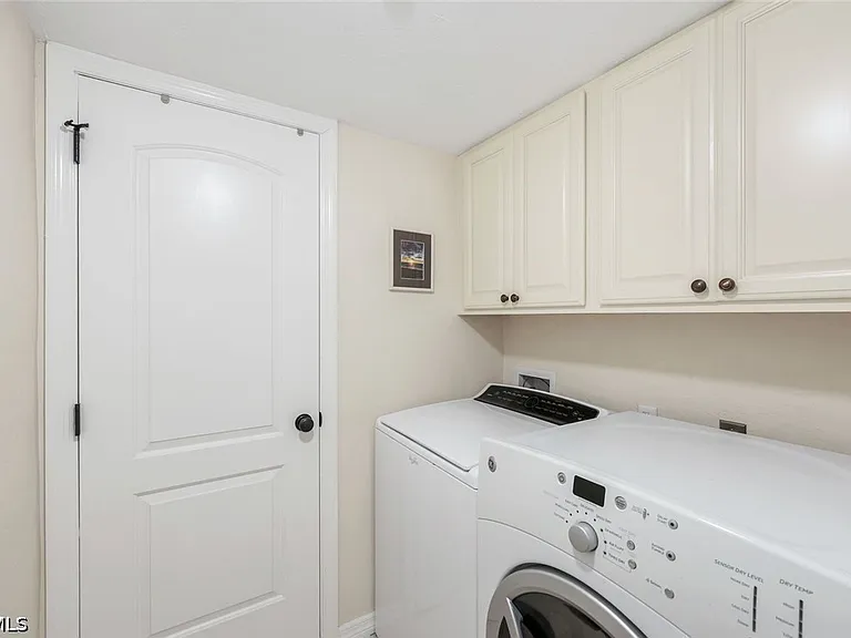 26235 Hickory Blvd #7C — Photo 22