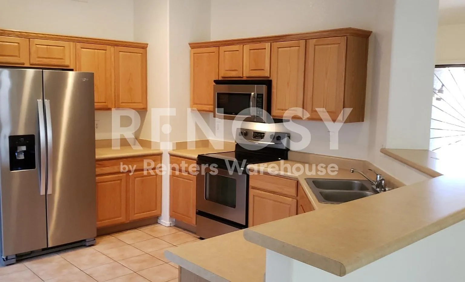 Ideal 3 BD/2 BA/ 2-Car-Garage Home Near Dysart Rd & I-10 in Avondale! — Photo 4