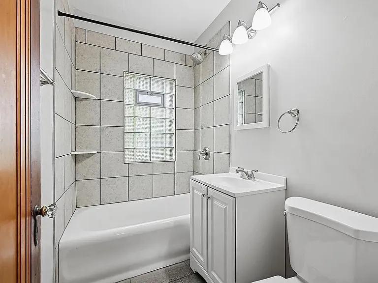 3309 S Springfield Ave #3309 — Photo 10