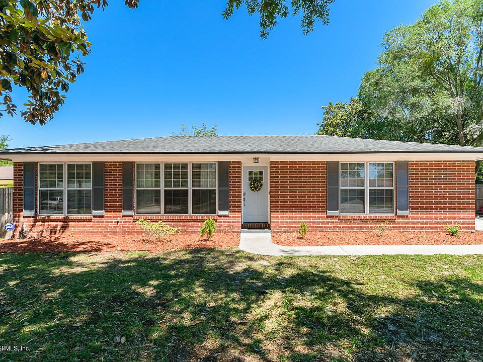 1st image of 339 Carson Dr