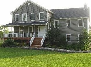 24 Lime Ridge Rd, Poughquag, NY 12570