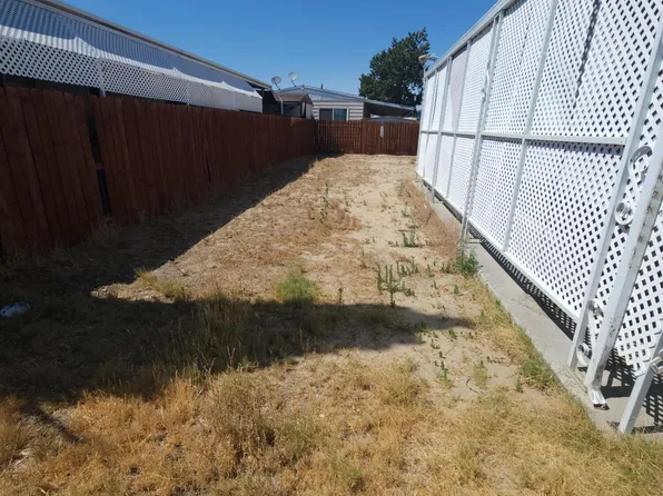 1301 E I Ave #176, Lancaster, CA 93535