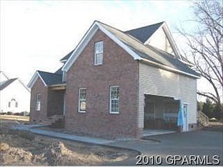 4th image of 2232 Vicky Ln