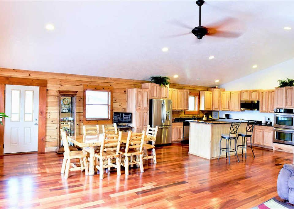 241 Westshore Dr, Mccook Lake, SD 57049 Zillow