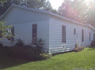 424 S Dieckmann St, Vandalia, IL 62471