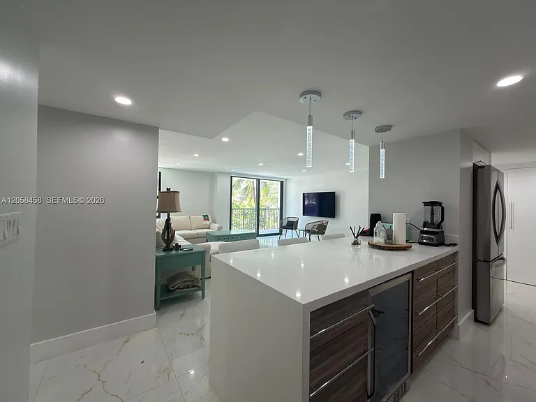 1800 Collins Ave #3H — Photo 38