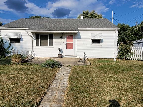 2nd image of 1303 Parkway Ct