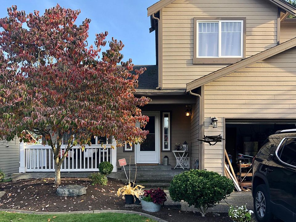 1st image of 4829 36th Ave NE