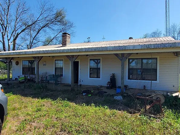 2102 Old Salem Rd, Reklaw, TX 75784