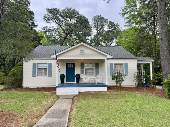 23 E Ridge Rd, Laurel, MS 39440