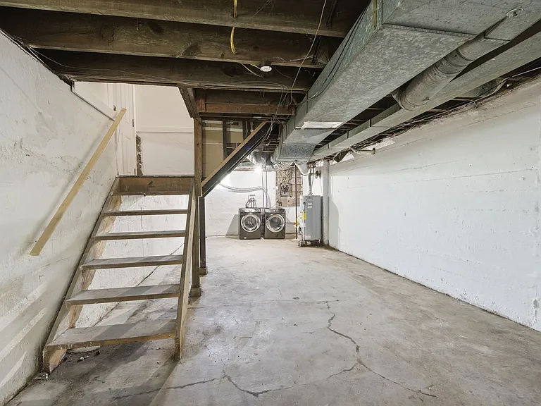 1119 Superior Ave #1119 — Photo 22