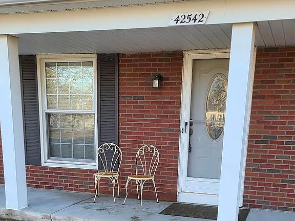 2nd image of 42542 Saratoga Rd #26