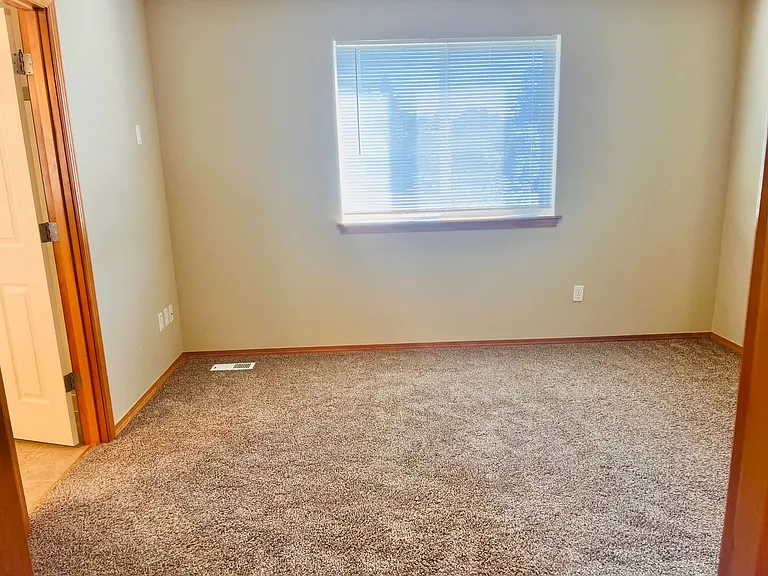 7181 Radius Loop SE — Photo 32