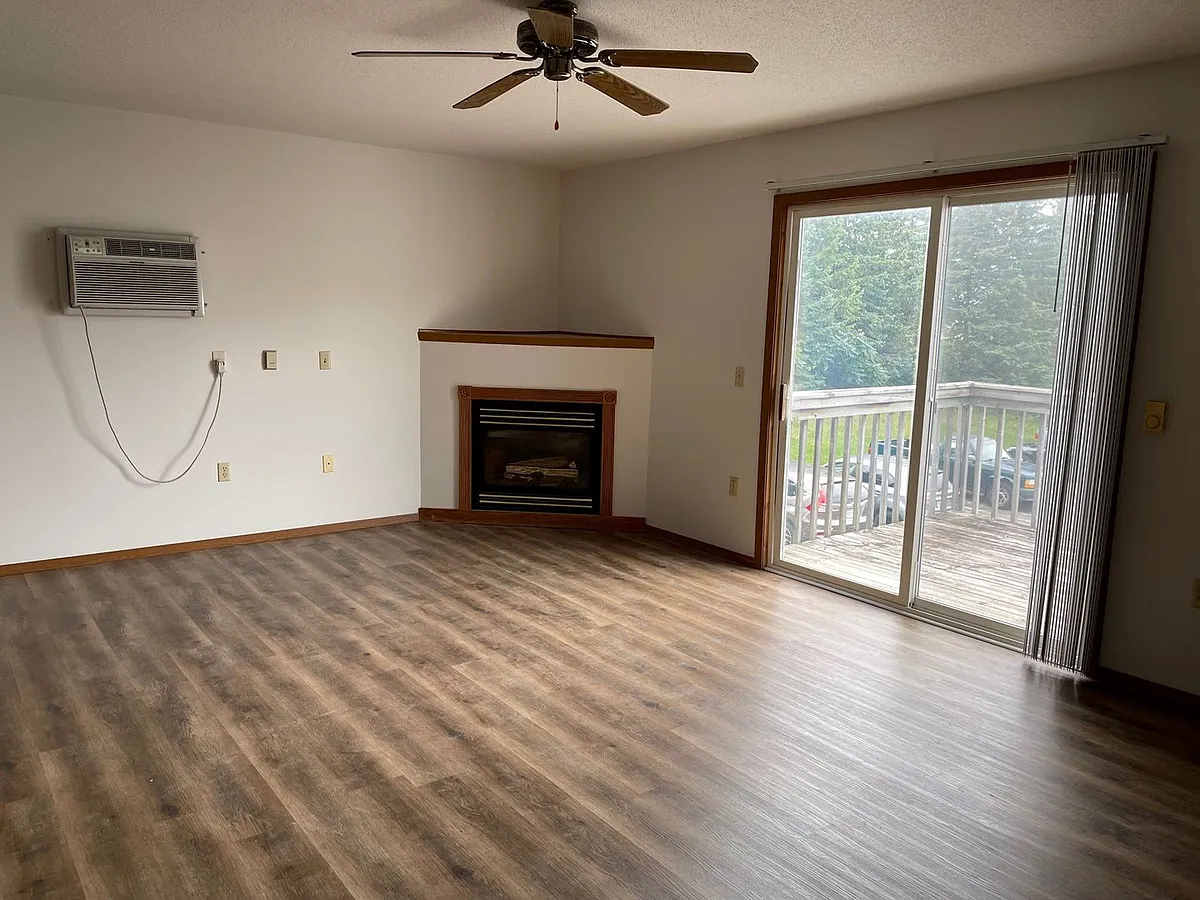 Building Photo - 4923 Coventry Ct