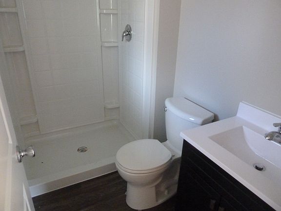 Master bedroom bath