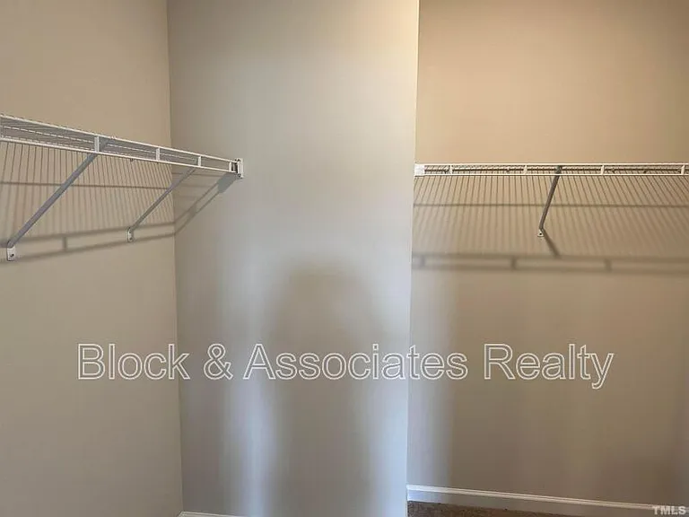 248 Streamliner Blvd — Photo 8