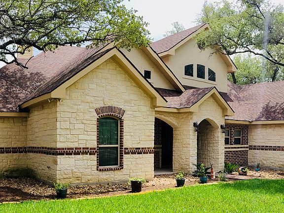 2nd image of 142 Montesito Ln
