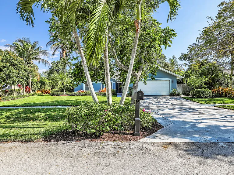 2554 Outrigger Ln — Photo 34