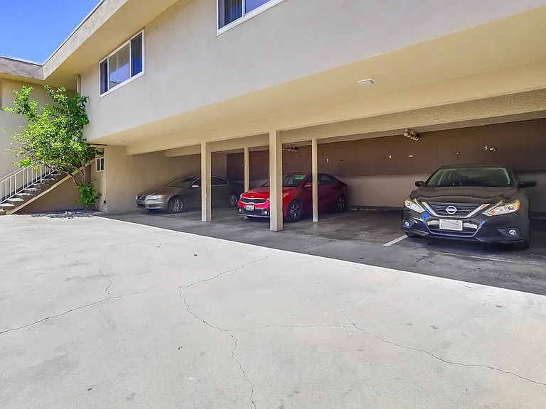 536 S Flower St — Photo 1
