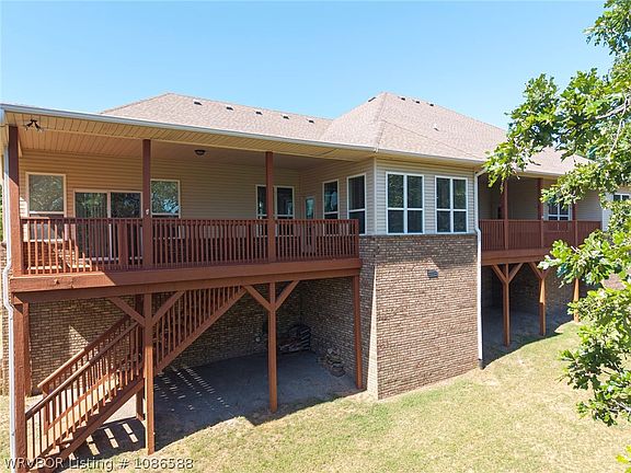 4th image of 8535 Crestline Dr