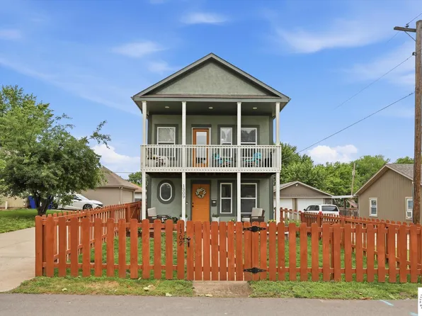 1309 SW South Ave, Blue Springs, MO 64015