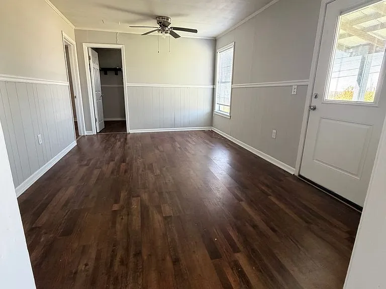 17600 Highway 79 — Photo 3