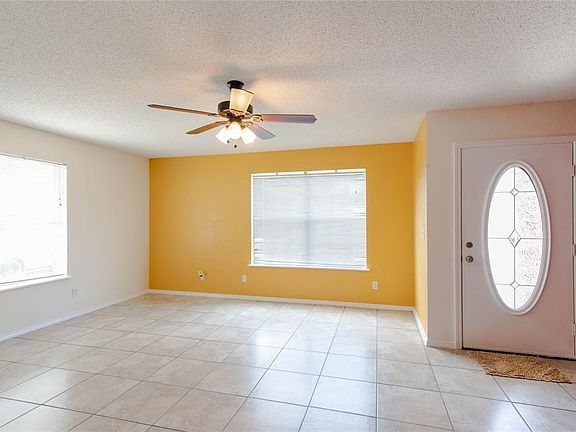 3rd image of 434 S Las Vegas Trl