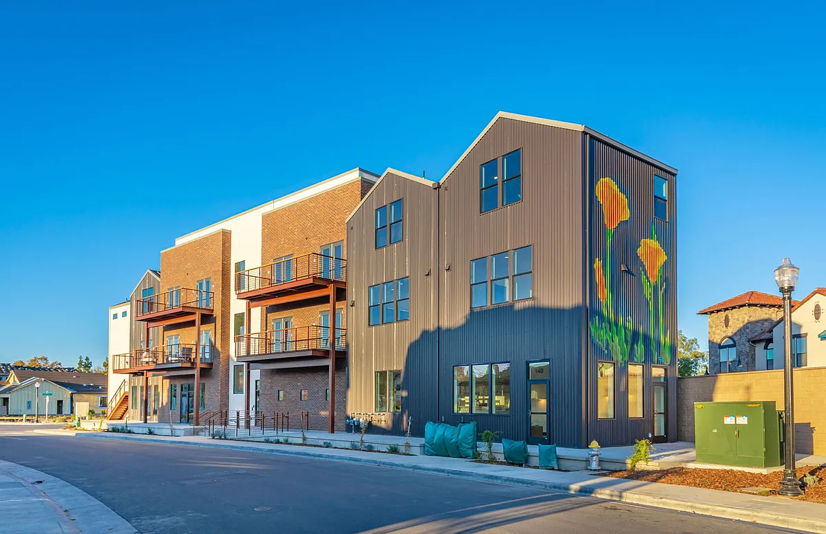 Building Photo - Sutter Park Way